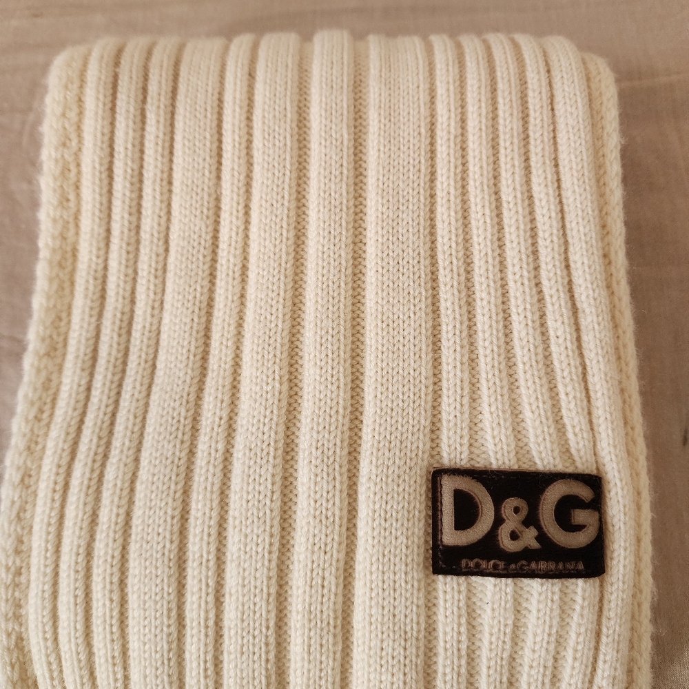 Scarf - Picture 2 of 2